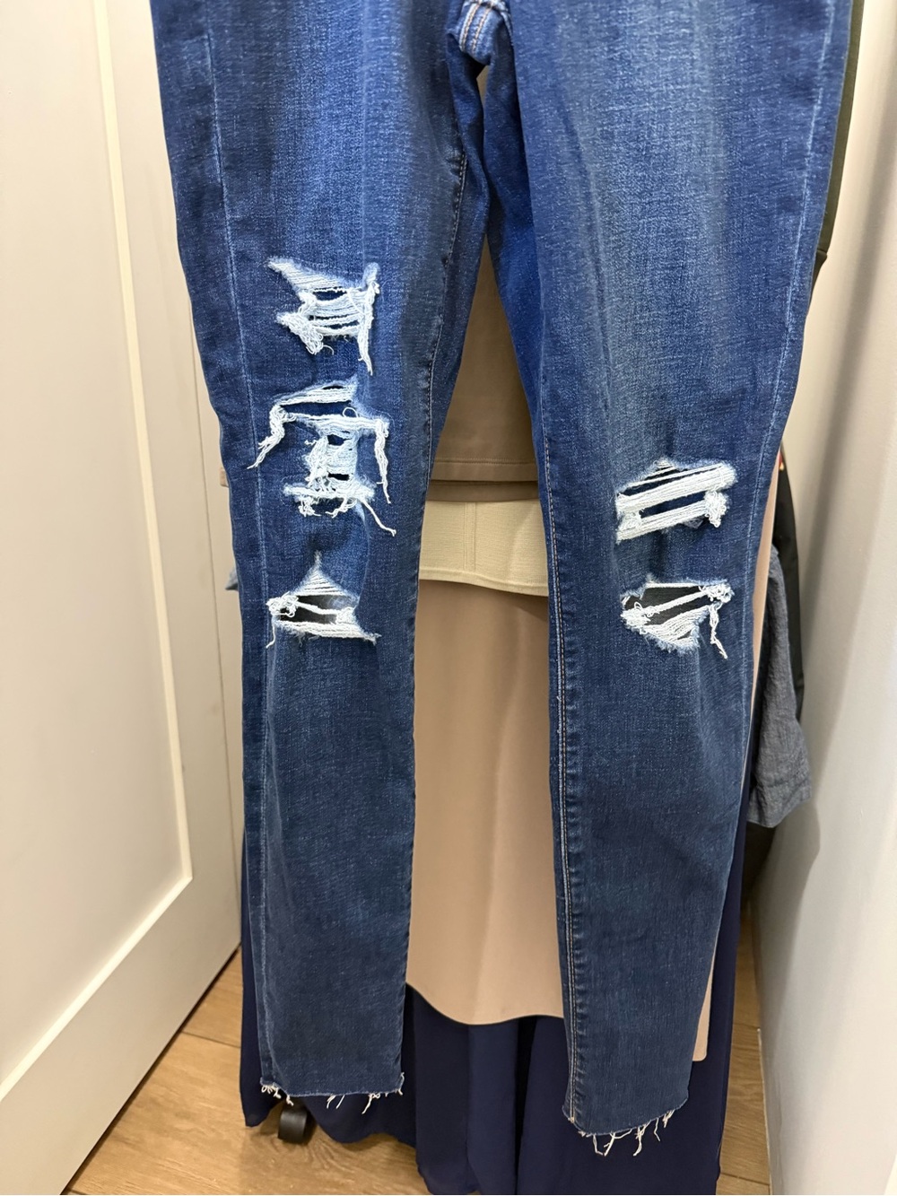 American Eagle High Rise Skinny next level stretch - Picture 4 of 5